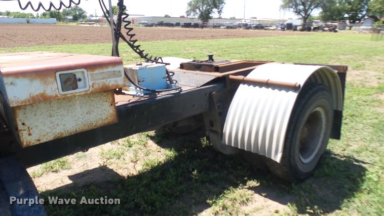 image for item DB3365 1987 Ford L8000 semi truck