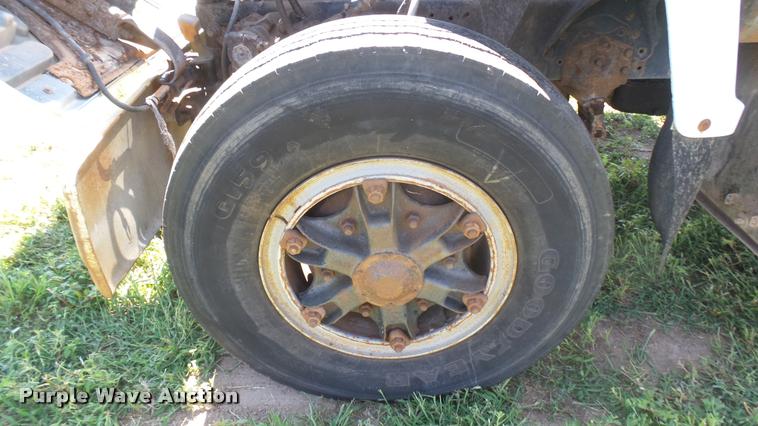 image for item DB3365 1987 Ford L8000 semi truck