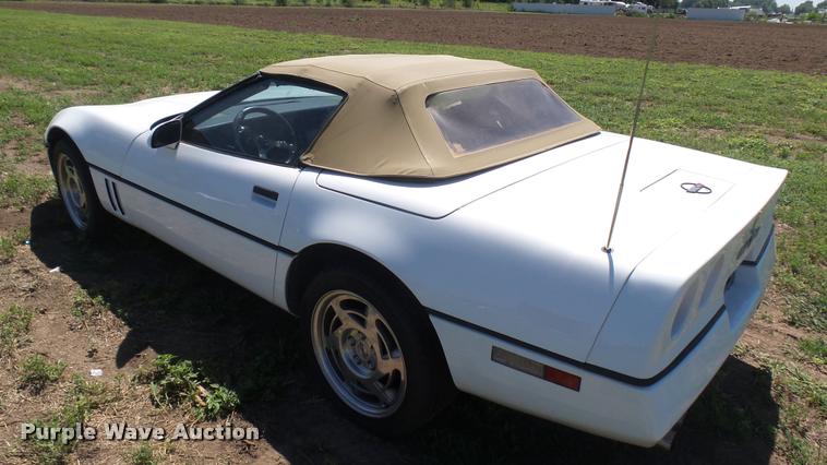 image for item DB3375 1989 Chevrolet Corvette convertible
