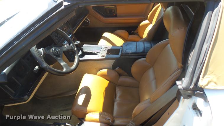 image for item DB3375 1989 Chevrolet Corvette convertible