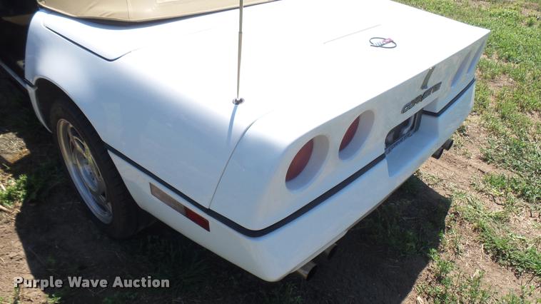 image for item DB3375 1989 Chevrolet Corvette convertible
