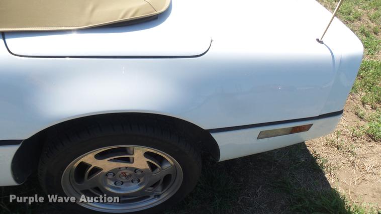 image for item DB3375 1989 Chevrolet Corvette convertible