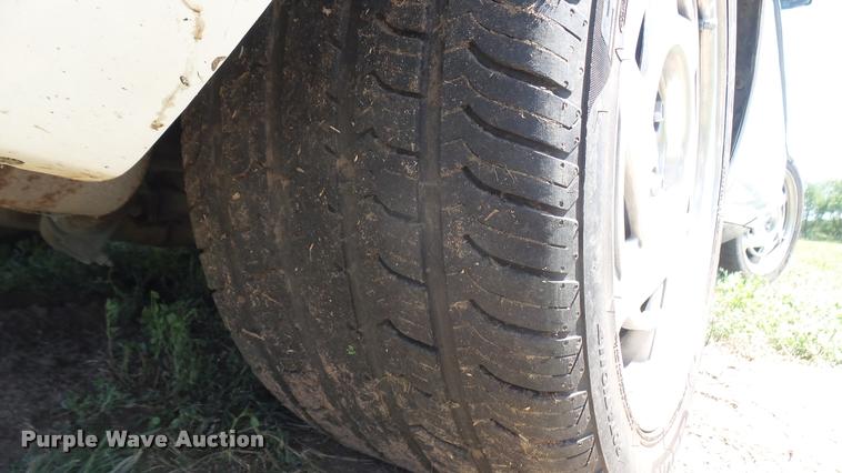 image for item DB3375 1989 Chevrolet Corvette convertible