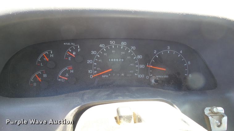 image for item DB3377 1999 Ford F350 Super Duty Crew Cab flatbed pickup truck