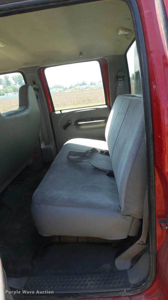 image for item DB3377 1999 Ford F350 Super Duty Crew Cab flatbed pickup truck