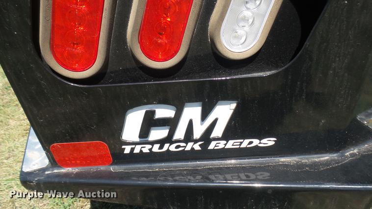 image for item DB3377 1999 Ford F350 Super Duty Crew Cab flatbed pickup truck