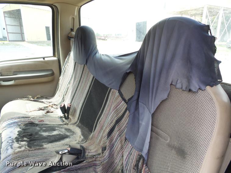 image for item DB4118 2003 Ford F250 Super Duty XL pickup truck