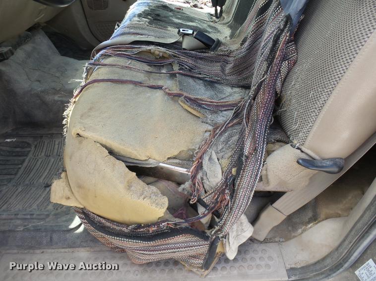 image for item DB4118 2003 Ford F250 Super Duty XL pickup truck