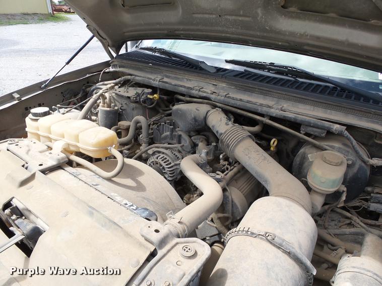 image for item DB4118 2003 Ford F250 Super Duty XL pickup truck