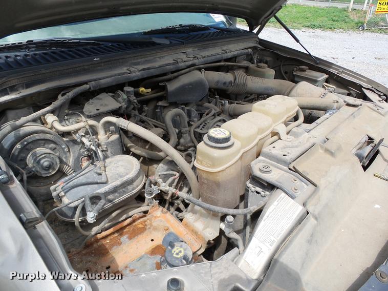 image for item DB4118 2003 Ford F250 Super Duty XL pickup truck