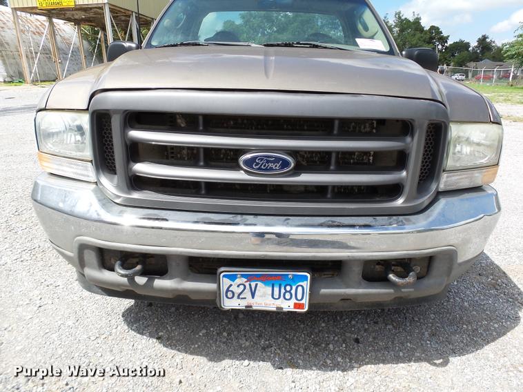 image for item DB4118 2003 Ford F250 Super Duty XL pickup truck