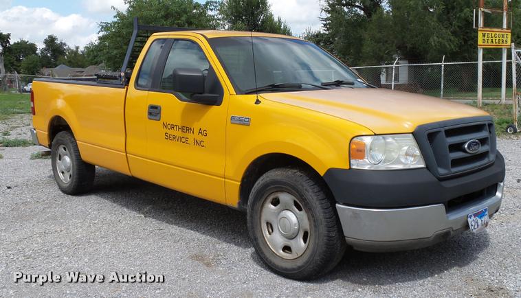 image for item DB4119 2005 Ford F150 XL pickup truck
