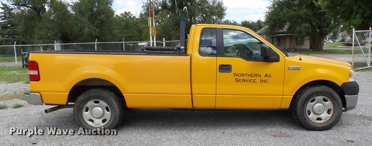 image for item DB4119 2005 Ford F150 XL pickup truck