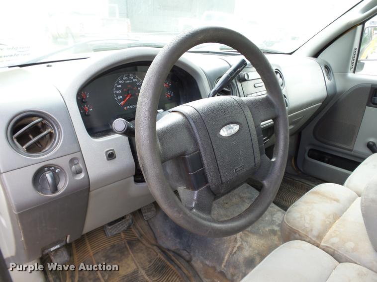 image for item DB4119 2005 Ford F150 XL pickup truck