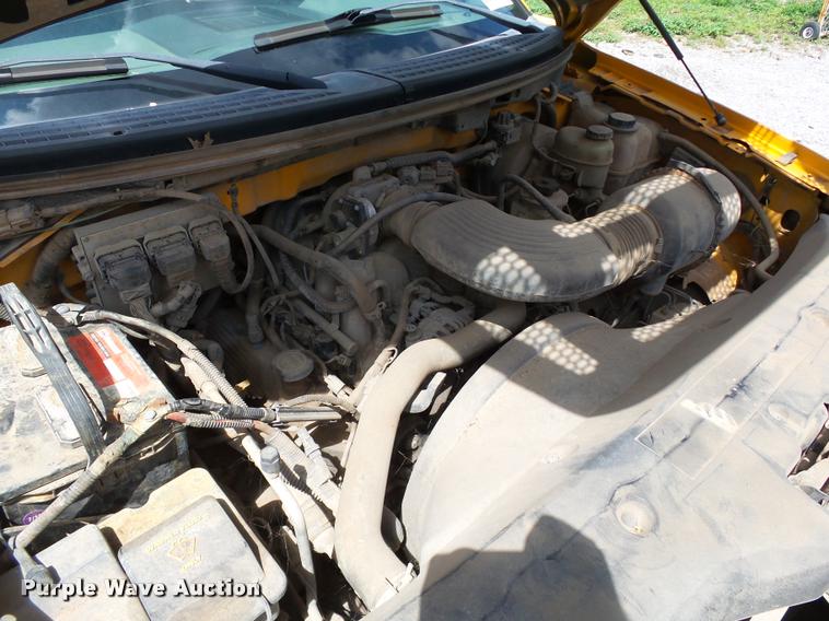 image for item DB4119 2005 Ford F150 XL pickup truck