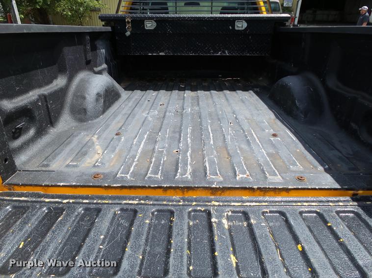 image for item DB4119 2005 Ford F150 XL pickup truck