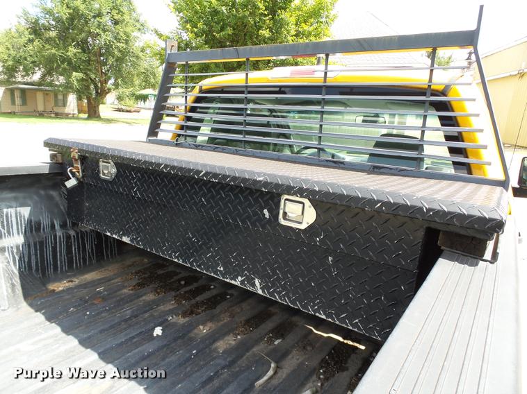 image for item DB4119 2005 Ford F150 XL pickup truck