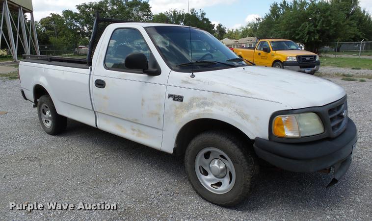 image for item DB4120 2003 Ford F150 XL pickup truck