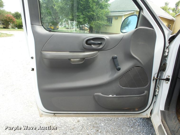 image for item DB4120 2003 Ford F150 XL pickup truck