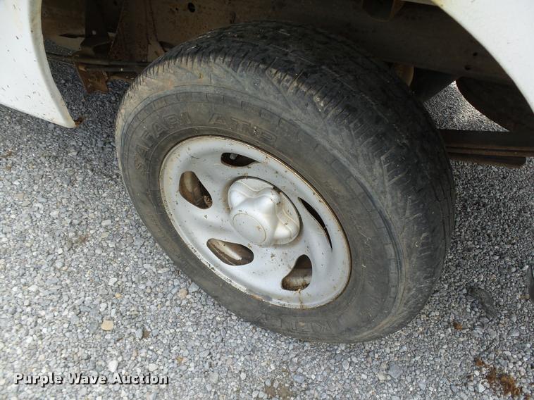 image for item DB4120 2003 Ford F150 XL pickup truck