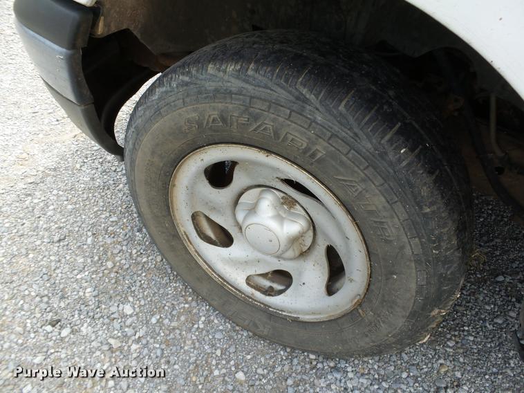 image for item DB4120 2003 Ford F150 XL pickup truck