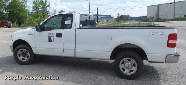 image for item DB5825 2006 Ford F150 pickup truck