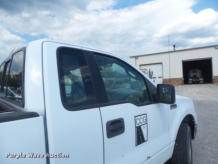 image for item DB5825 2006 Ford F150 pickup truck