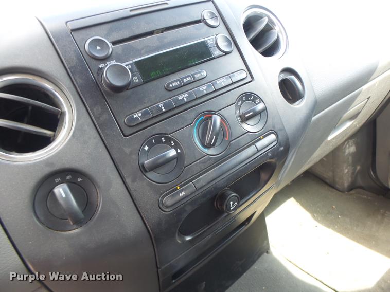 image for item DB5825 2006 Ford F150 pickup truck