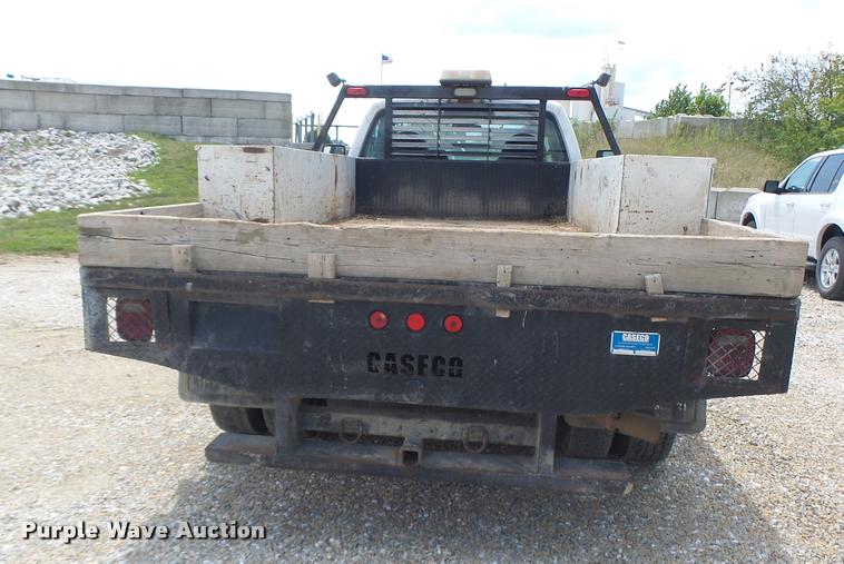 image for item DB5858 2009 Ford F350 Super Duty flatbed pickup truck