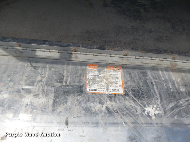 image for item DB5858 2009 Ford F350 Super Duty flatbed pickup truck