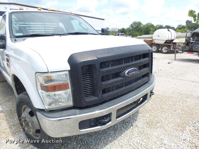 image for item DB5858 2009 Ford F350 Super Duty flatbed pickup truck