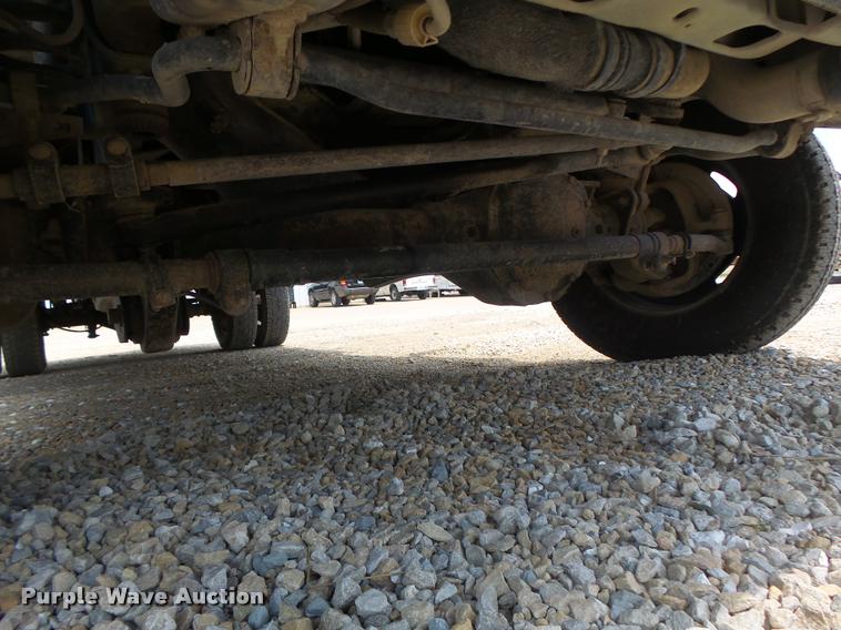 image for item DB5858 2009 Ford F350 Super Duty flatbed pickup truck