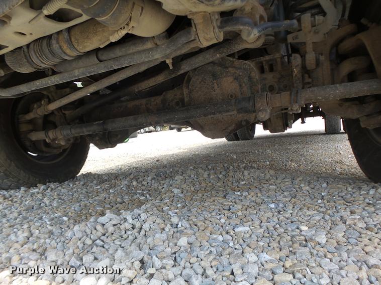 image for item DB5858 2009 Ford F350 Super Duty flatbed pickup truck