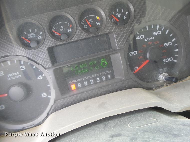 image for item DB5858 2009 Ford F350 Super Duty flatbed pickup truck