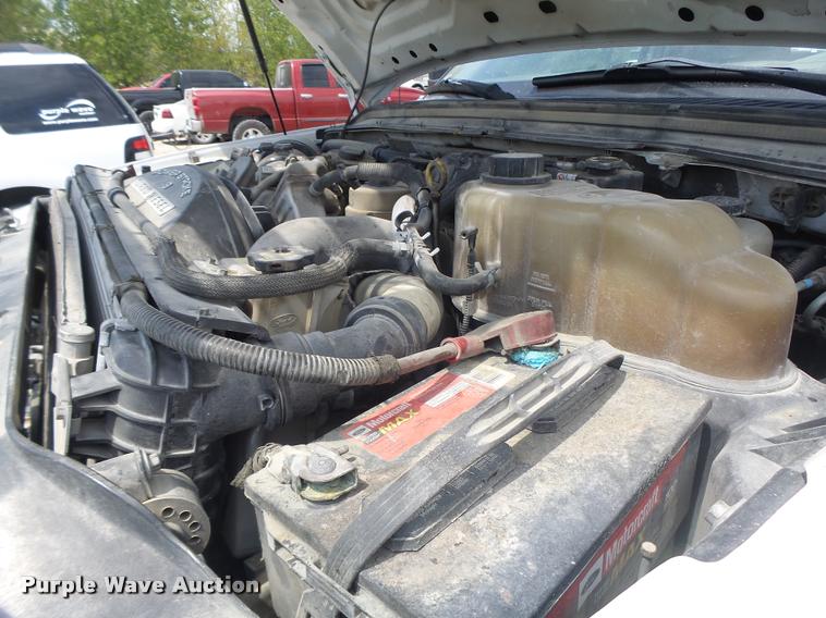 image for item DB5858 2009 Ford F350 Super Duty flatbed pickup truck