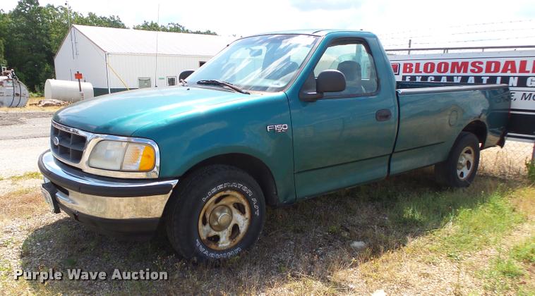 image for item DB7428 1997 Ford F150 pickup truck