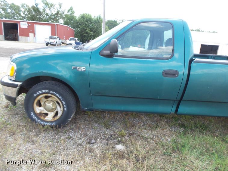 image for item DB7428 1997 Ford F150 pickup truck
