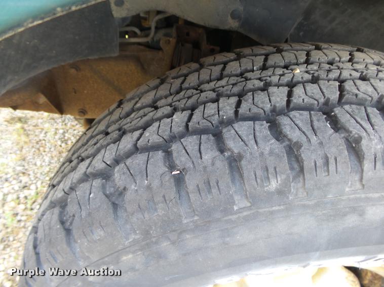 image for item DB7428 1997 Ford F150 pickup truck