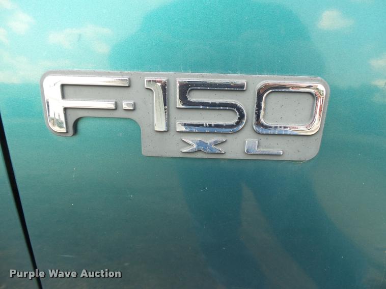 image for item DB7428 1997 Ford F150 pickup truck