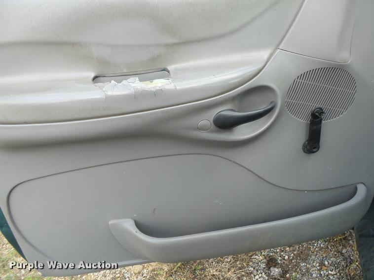 image for item DB7428 1997 Ford F150 pickup truck