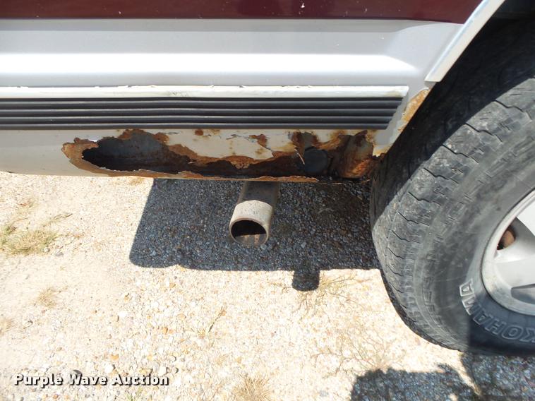 image for item DB7429 1994 Chevrolet Suburban 1500 SUV