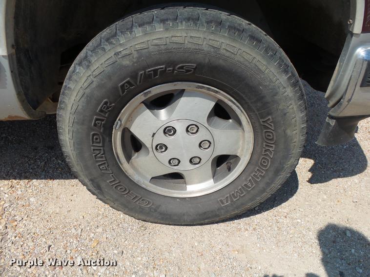 image for item DB7429 1994 Chevrolet Suburban 1500 SUV