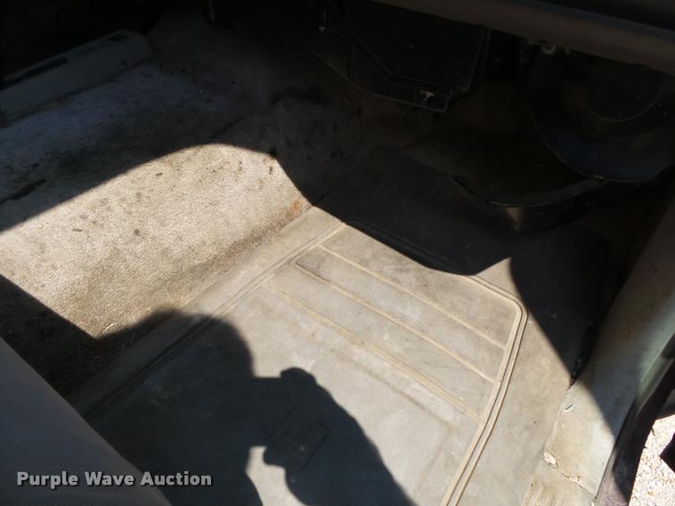 image for item DB7429 1994 Chevrolet Suburban 1500 SUV