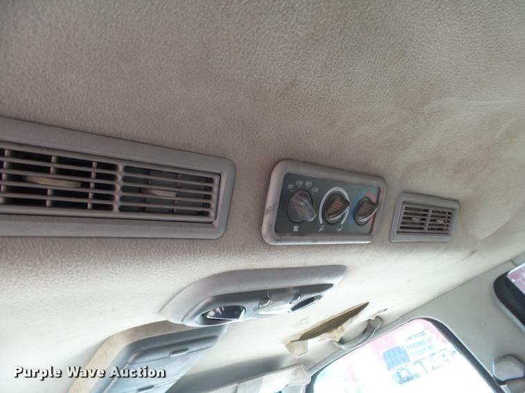 image for item DB7429 1994 Chevrolet Suburban 1500 SUV