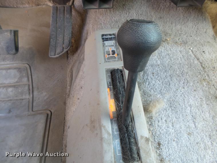 image for item DB7429 1994 Chevrolet Suburban 1500 SUV