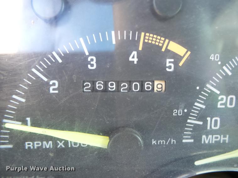 image for item DB7429 1994 Chevrolet Suburban 1500 SUV