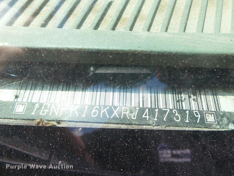 image for item DB7429 1994 Chevrolet Suburban 1500 SUV