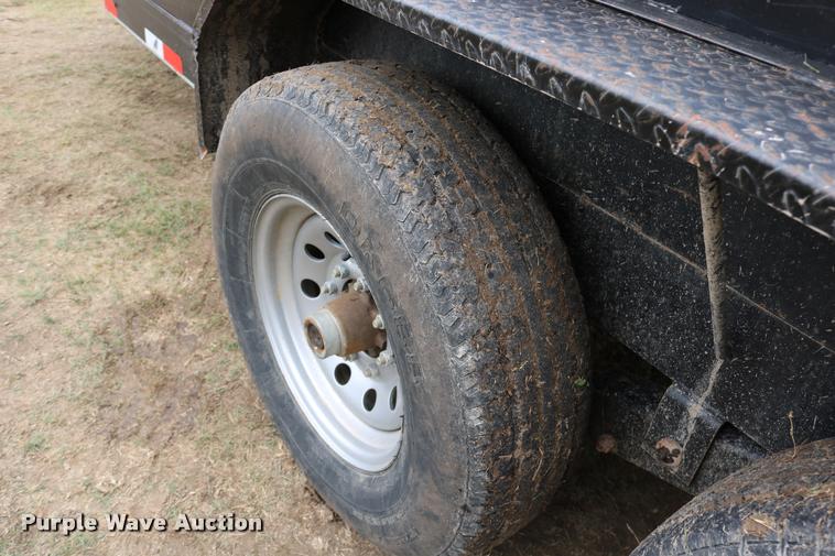 image for item DB9255 2013 Lamar utility trailer