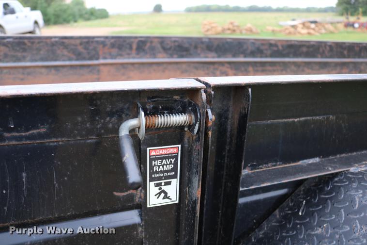 image for item DB9255 2013 Lamar utility trailer