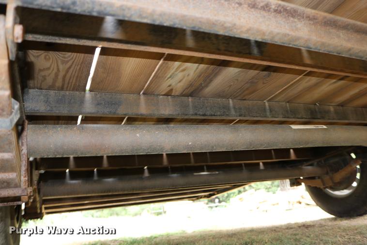 image for item DB9255 2013 Lamar utility trailer